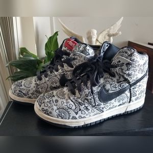 Rare Limited edition Nike amor cupid  peacock high tip shoes
